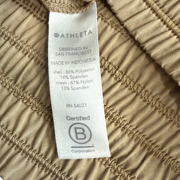 Athleta Camden Tan Khaki Elastic Waist Zipper Pockets Lightweight Shorts Size 6 - Picture 6 of 10